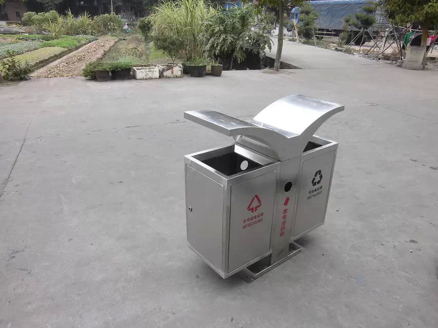 为什么说户外垃圾桶是城市中必不可少的设施之一呢